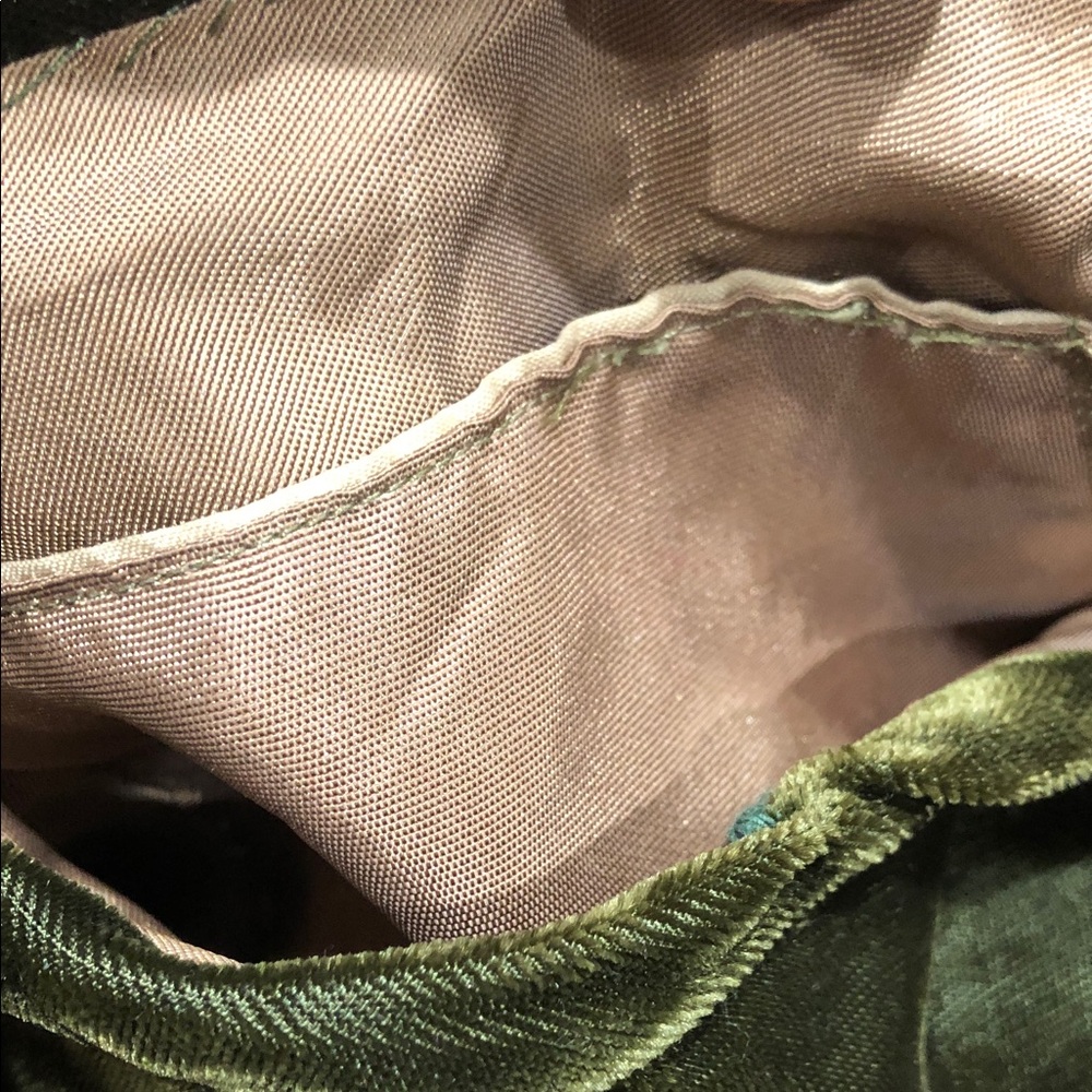 Vintage Handmade Olive Green Velvet Handbag with Pink Flower Accent - Picture 3 of 10